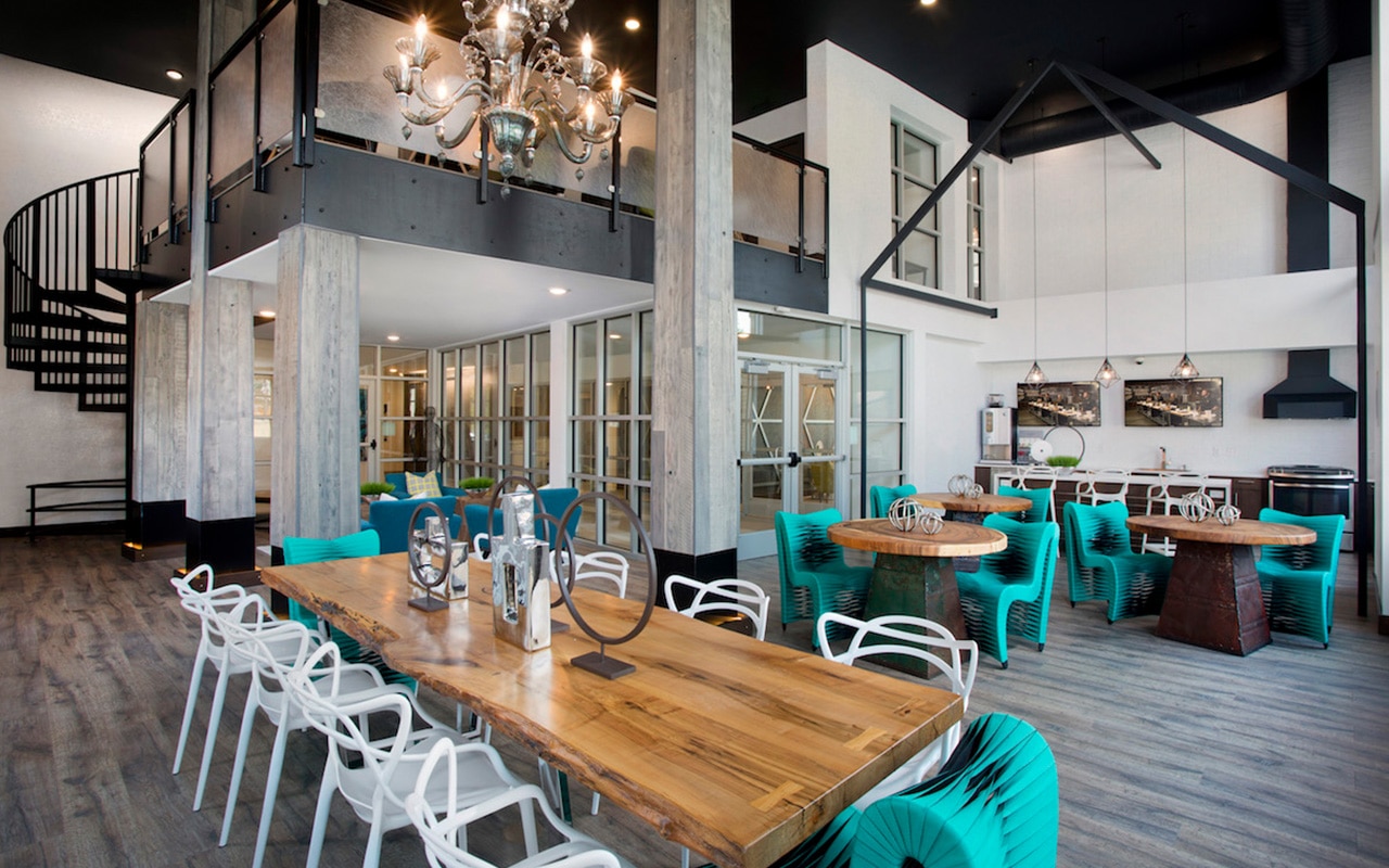 Broadstone on 9th • by Alliance Residential • TRIO